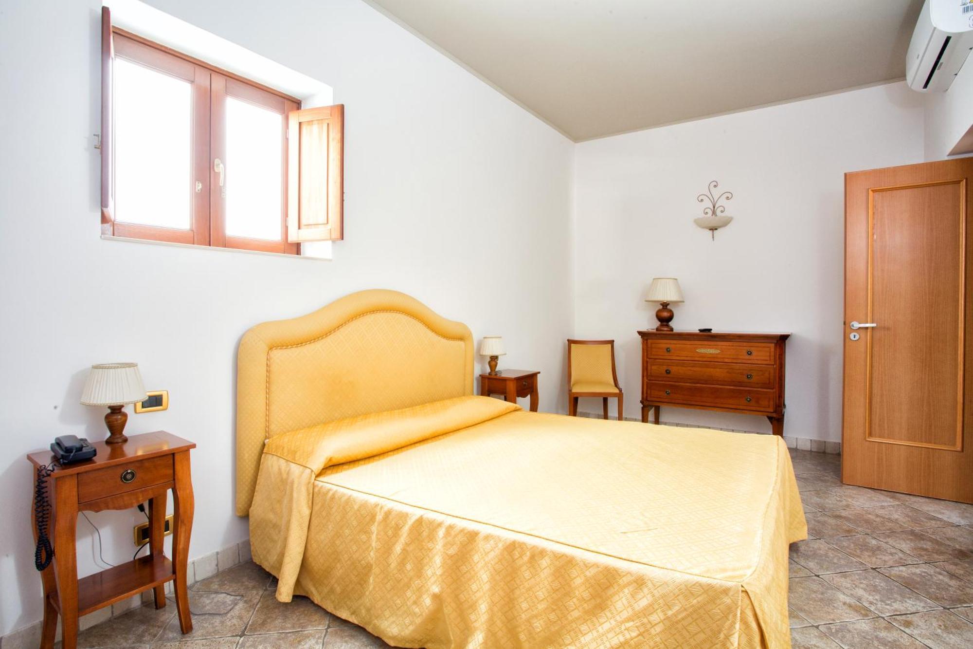 Hotel Tritone Lipari Eksteriør billede
