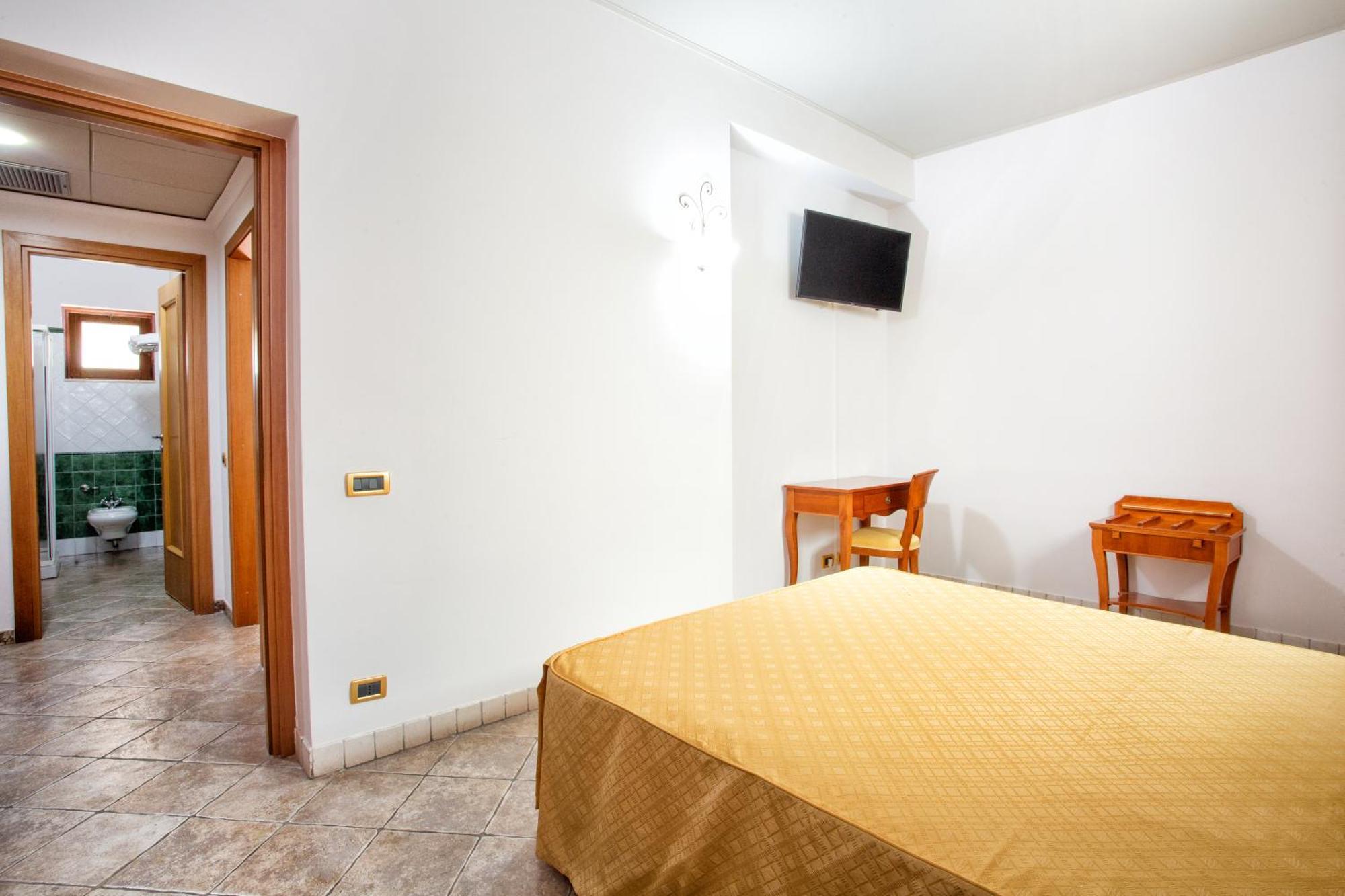 Hotel Tritone Lipari Eksteriør billede
