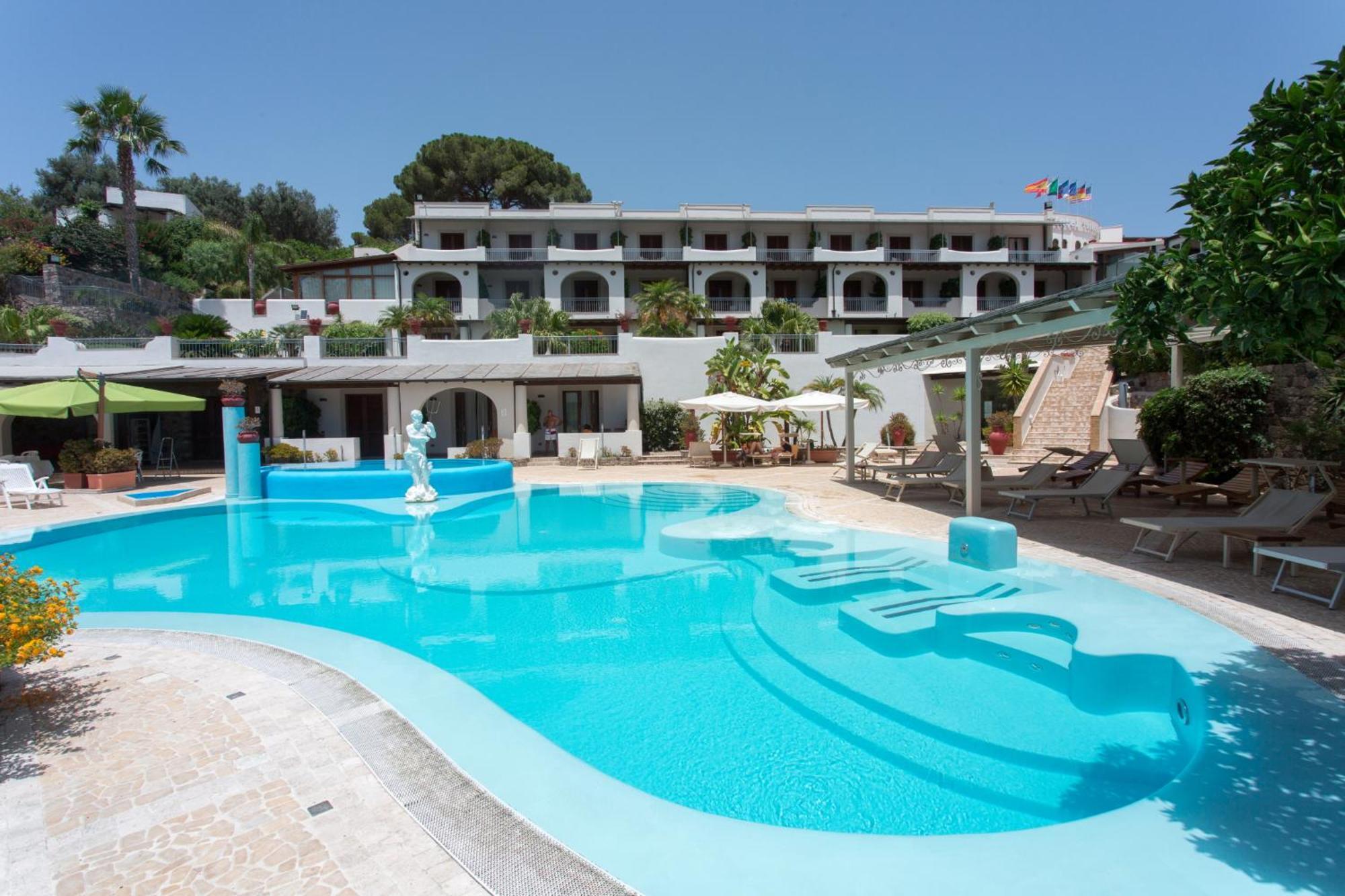 Hotel Tritone Lipari Eksteriør billede