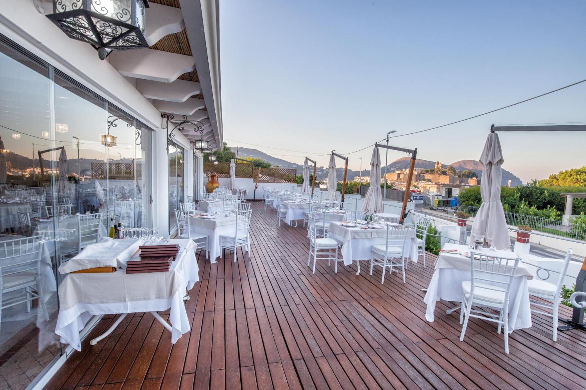 Hotel Tritone Lipari Eksteriør billede