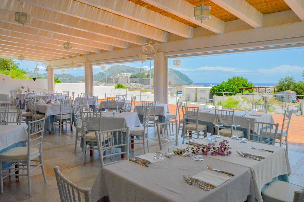 Hotel Tritone Lipari Eksteriør billede